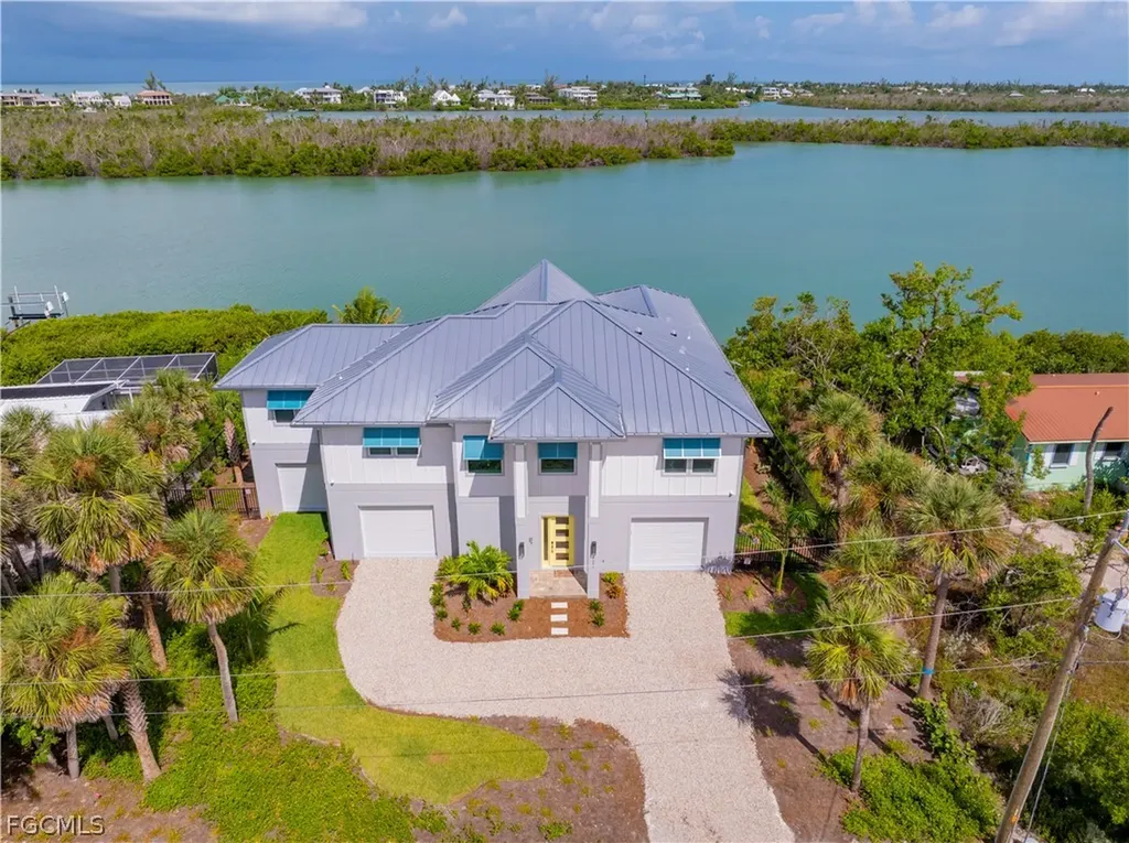 Sanibel FL, 2651 Coconut Drive