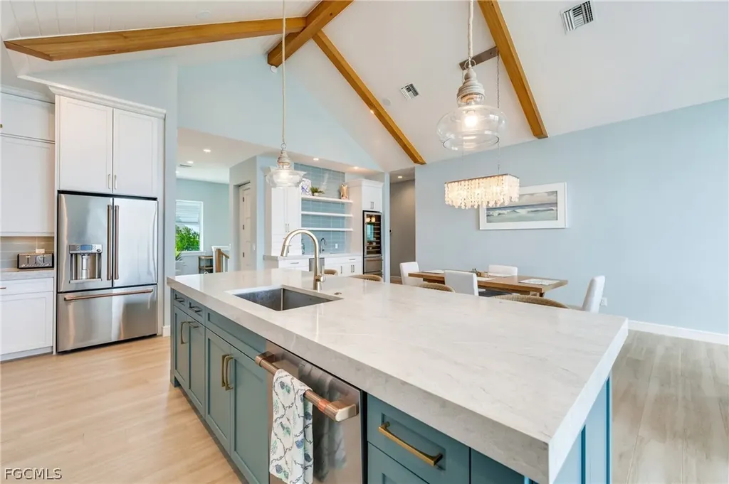 2651 Coconut Drive Sanibel FL 33957