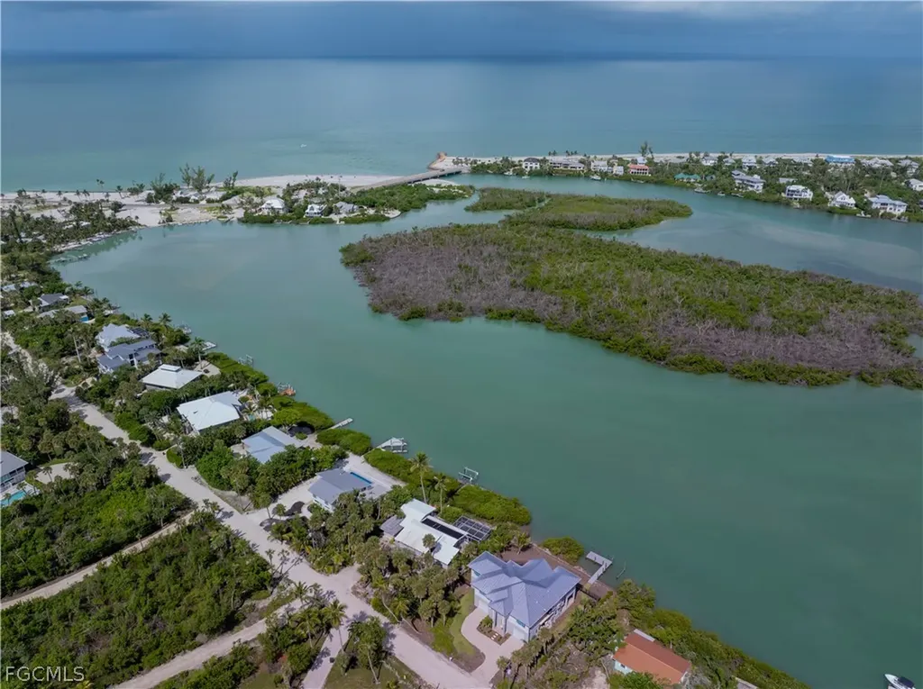 2651 Coconut Drive Sanibel FL 33957