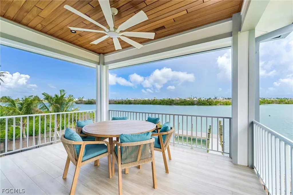 2651 Coconut Drive Sanibel FL 33957