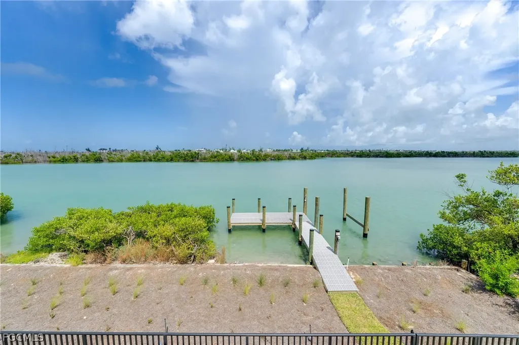 2651 Coconut Drive Sanibel FL 33957