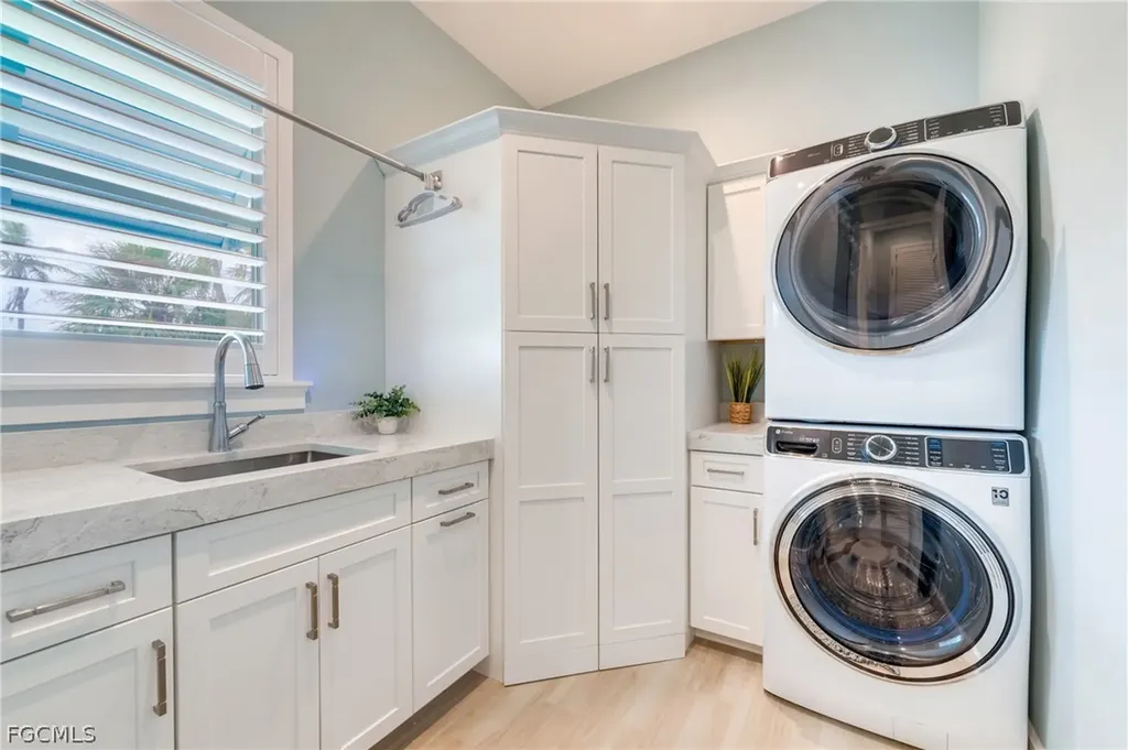 2651 Coconut Drive Sanibel FL 33957