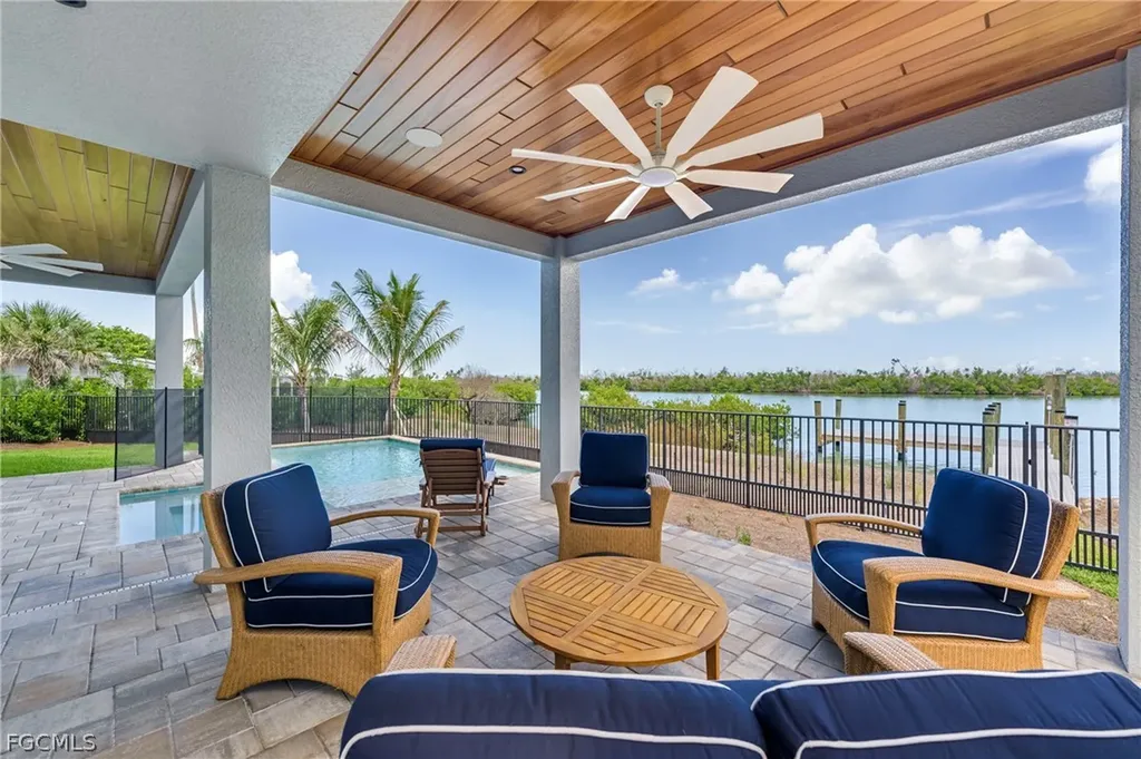 2651 Coconut Drive Sanibel FL 33957