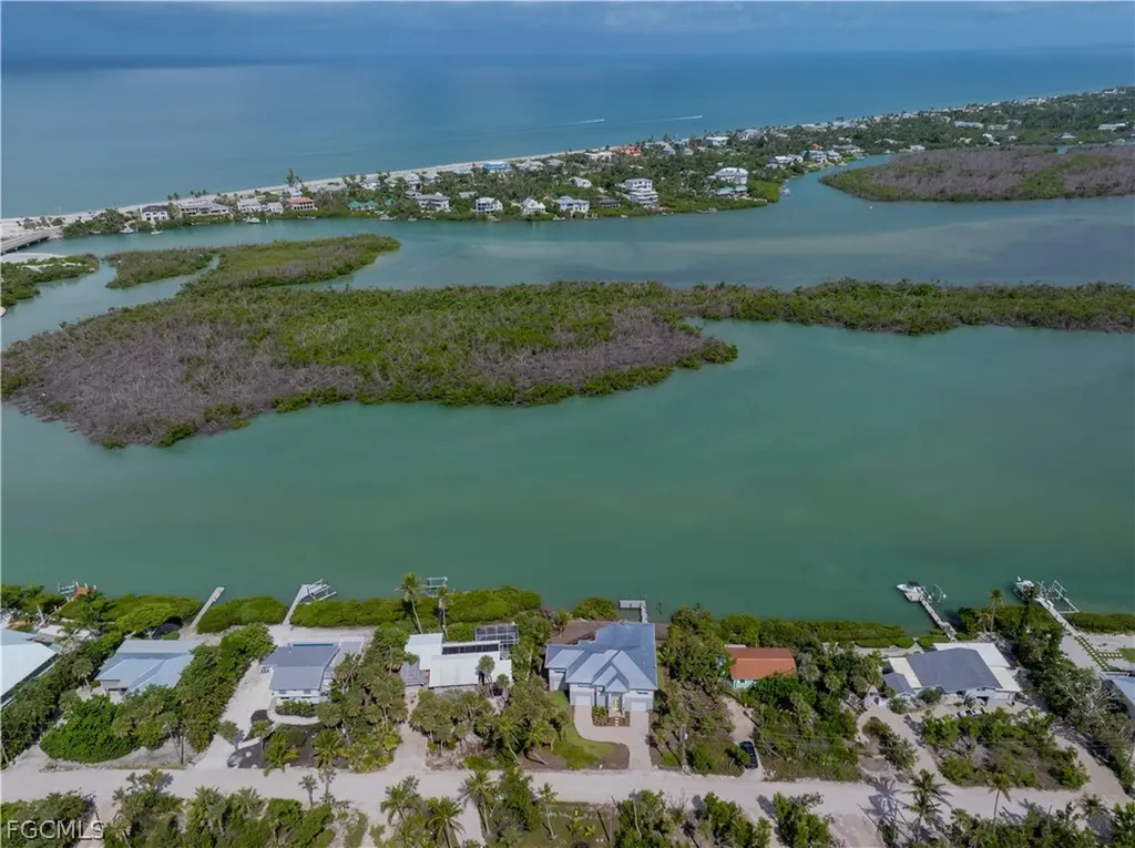 2651 Coconut Drive Sanibel FL 33957