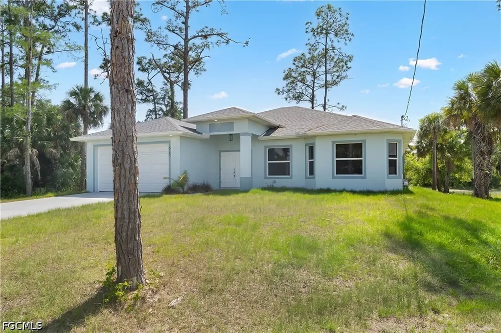 629 Loleta Court Lehigh Acres FL 33972