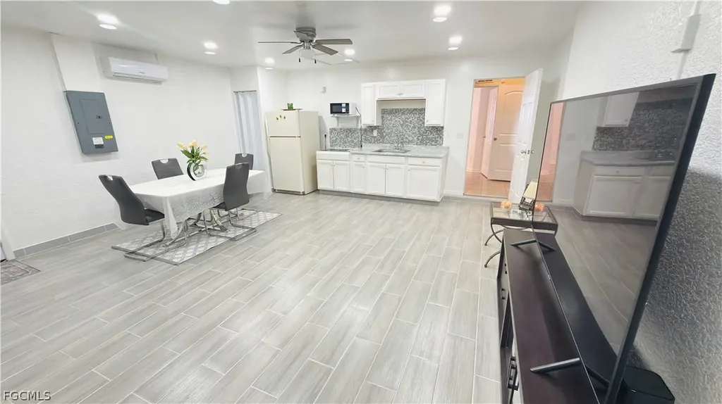 2616 27th Street W Lehigh Acres FL 33971