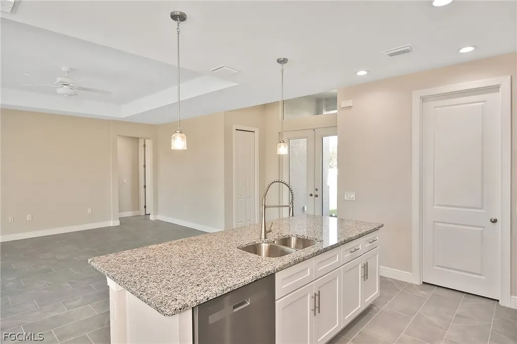 2504 NW 9th Avenue Cape Coral FL 33993
