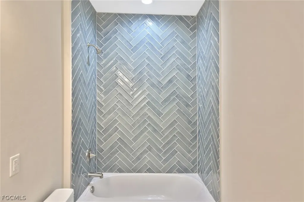 2504 NW 9th Avenue Cape Coral FL 33993