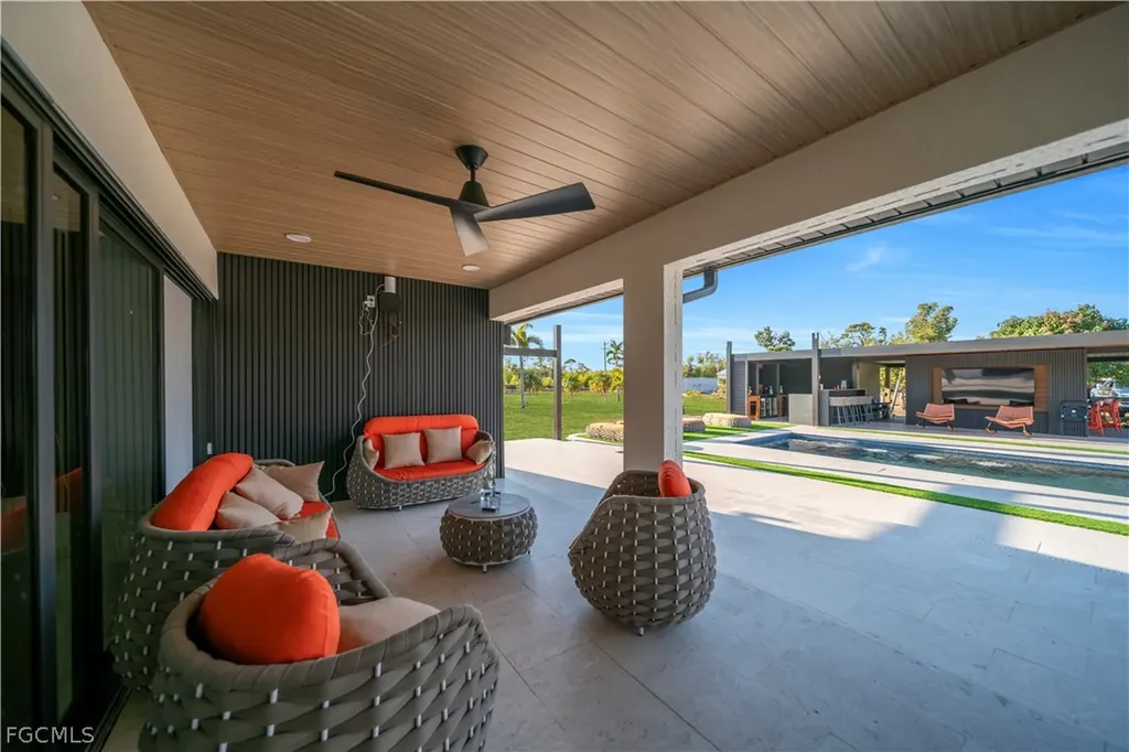 4882 Woodstock Road St. James City FL 33956