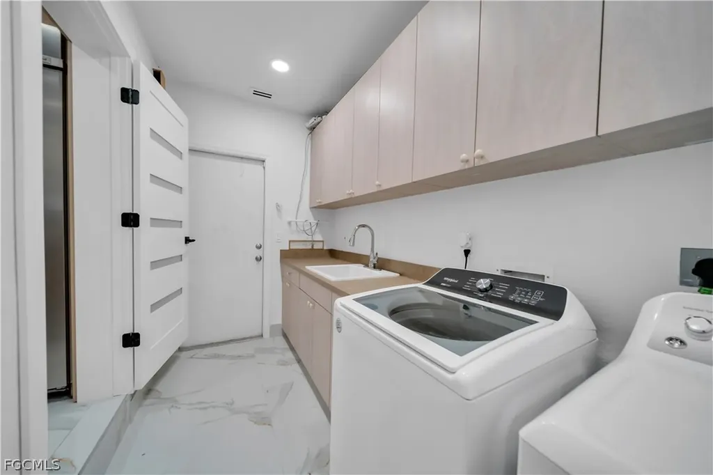 4882 Woodstock Road St. James City FL 33956