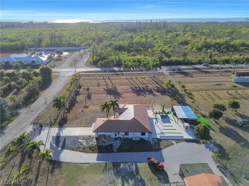 4882 Woodstock Road St. James City FL 33956