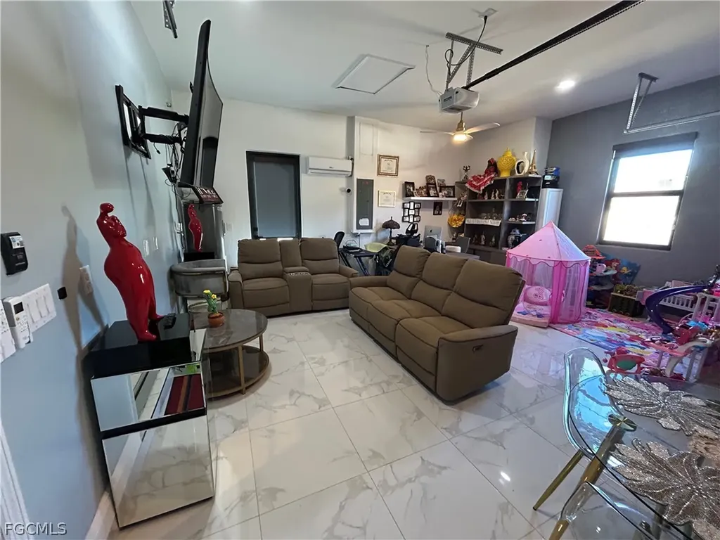 2509 65th Street W Lehigh Acres FL 33971