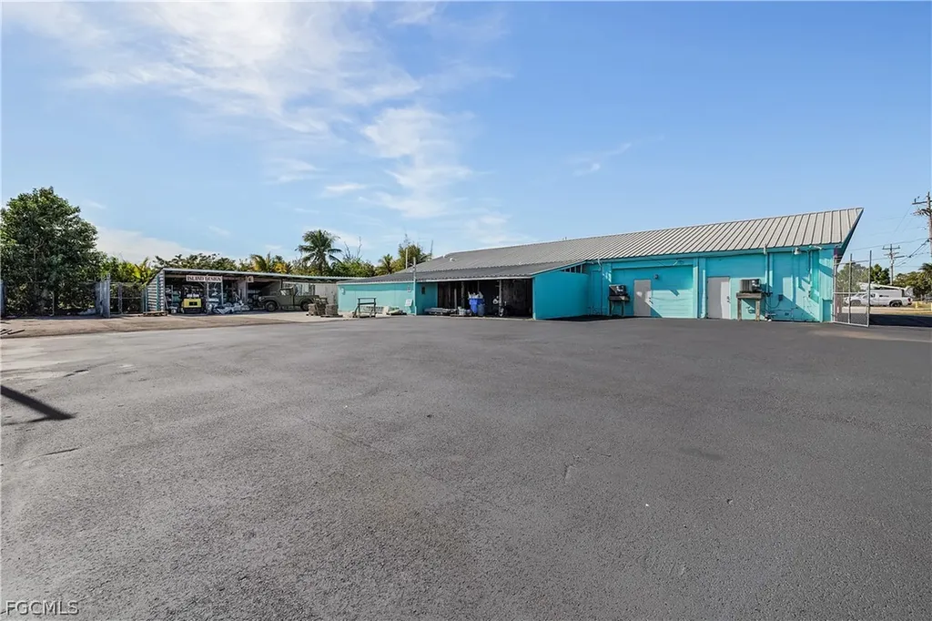 5261 Pine Island Road Bokeelia FL 33922