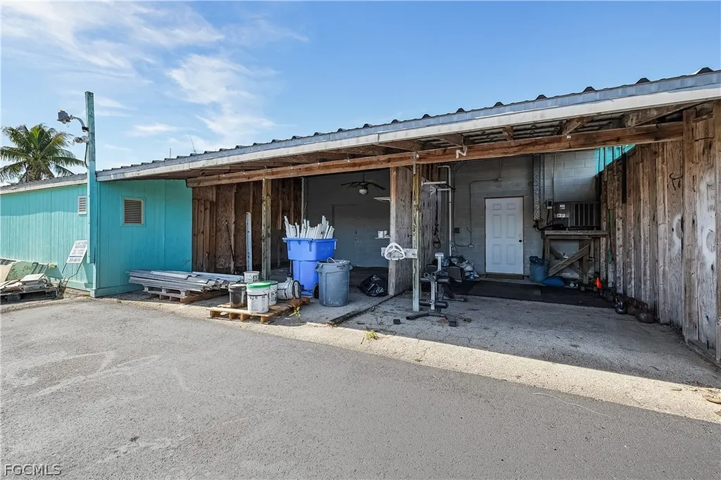5261 Pine Island Road Bokeelia FL 33922