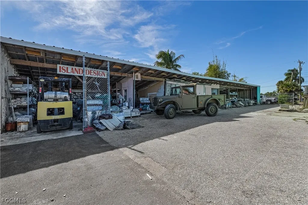 5261 Pine Island Road Bokeelia FL 33922