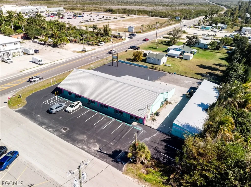 5261 Pine Island Road Bokeelia FL 33922