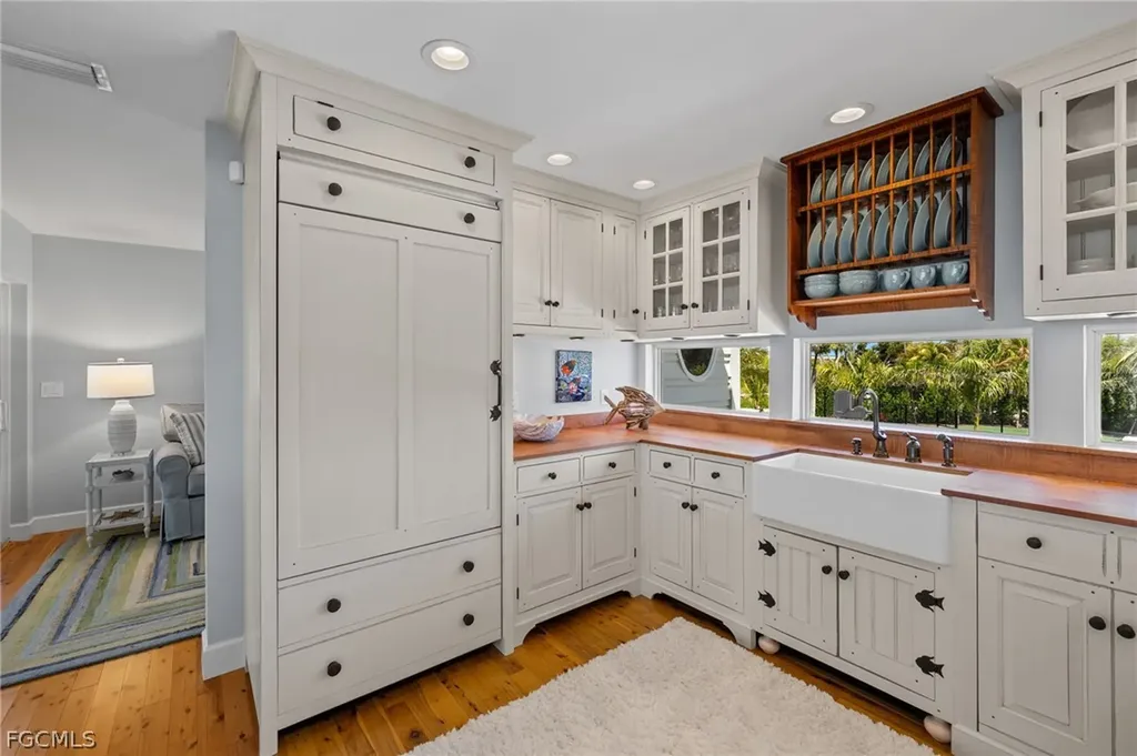 4443 Waters Edge Lane Sanibel FL 33957