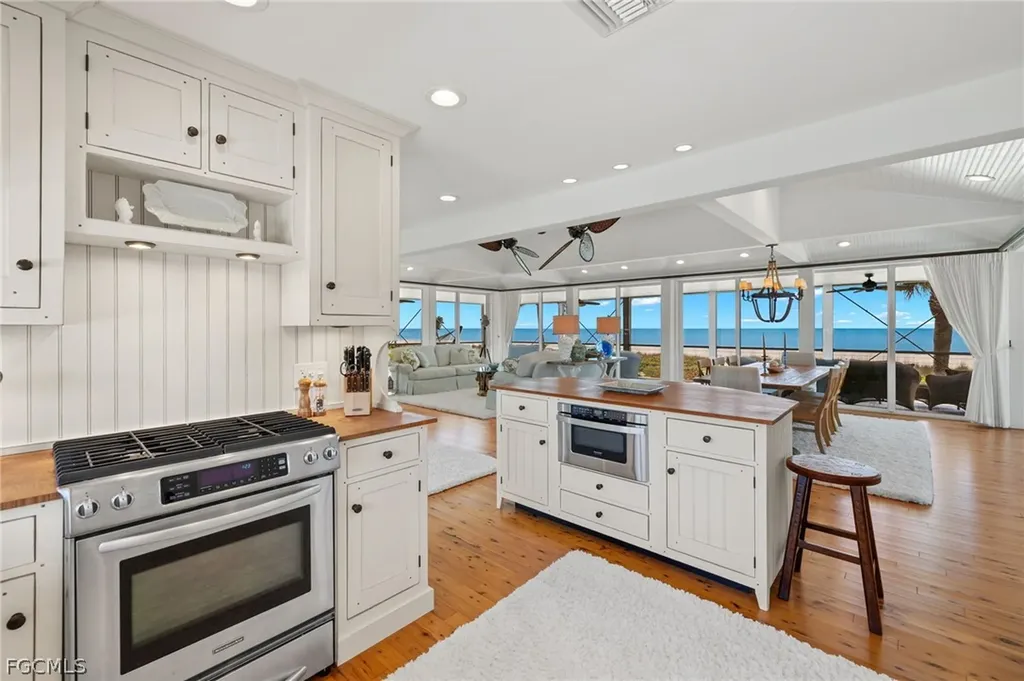 4443 Waters Edge Lane Sanibel FL 33957