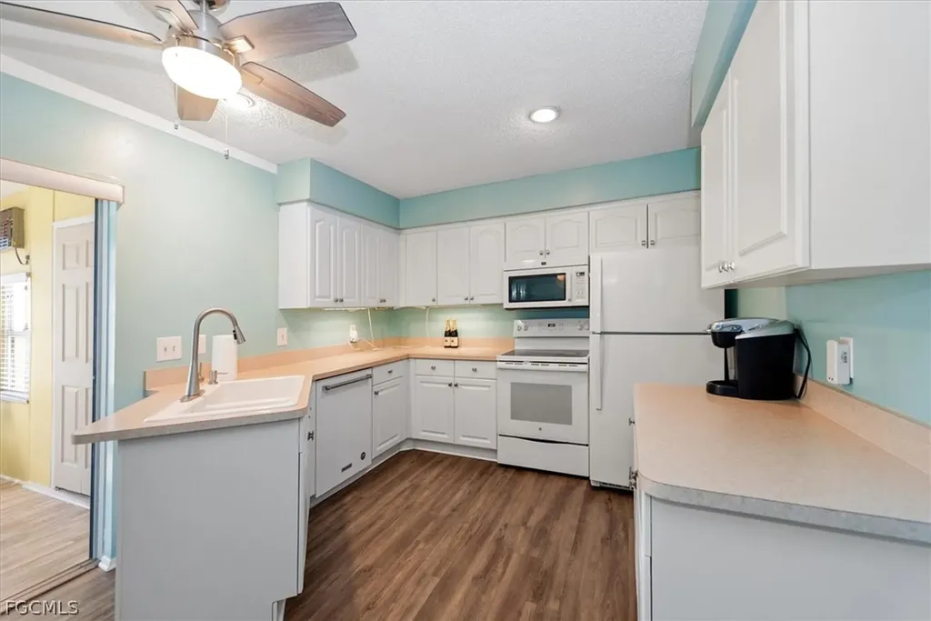 7400 College Parkway Fort Myers FL 33907