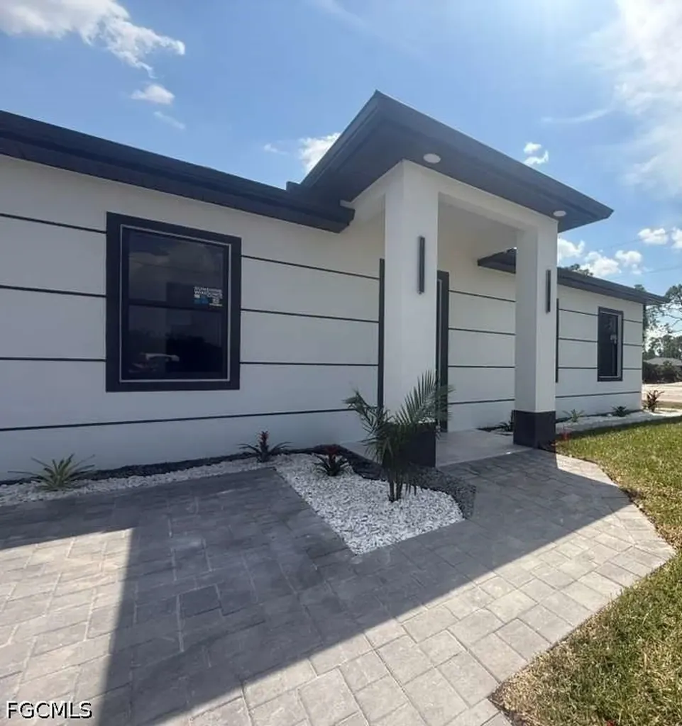 717 Devon Street Lehigh Acres FL 33974