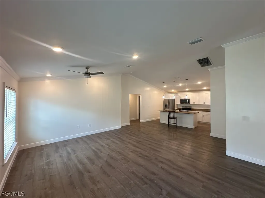 136 Francis Avenue Fort Myers FL 33916