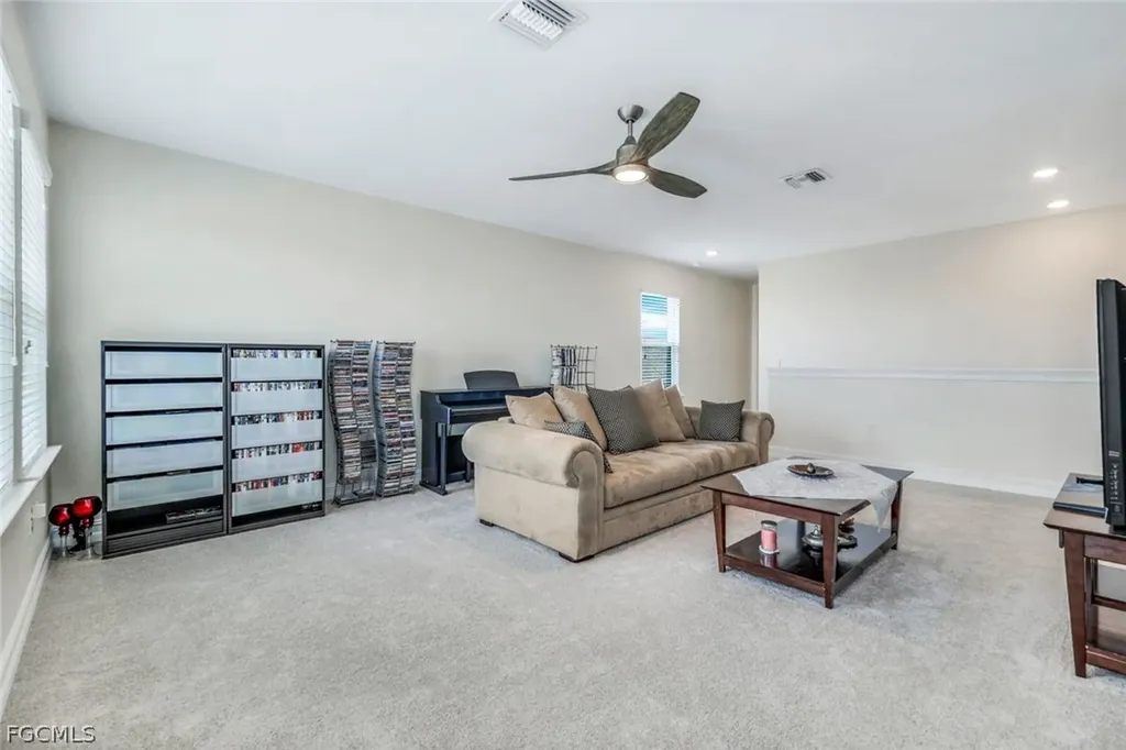 421 Coral Reef Place Cape Coral FL 33993