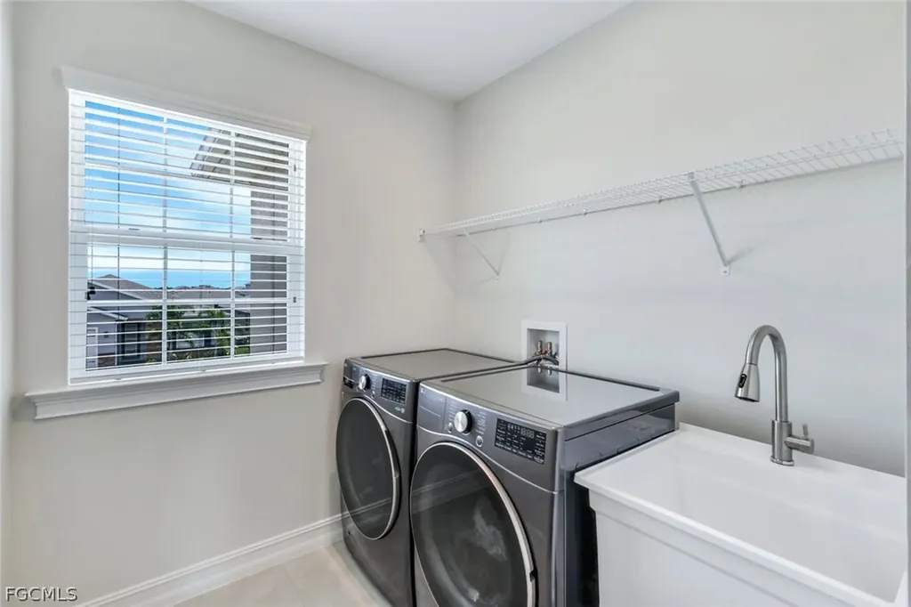 421 Coral Reef Place Cape Coral FL 33993