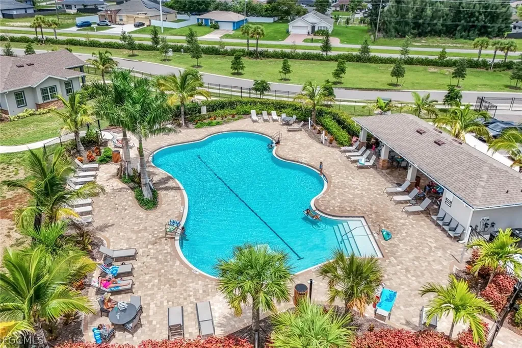 421 Coral Reef Place Cape Coral FL 33993