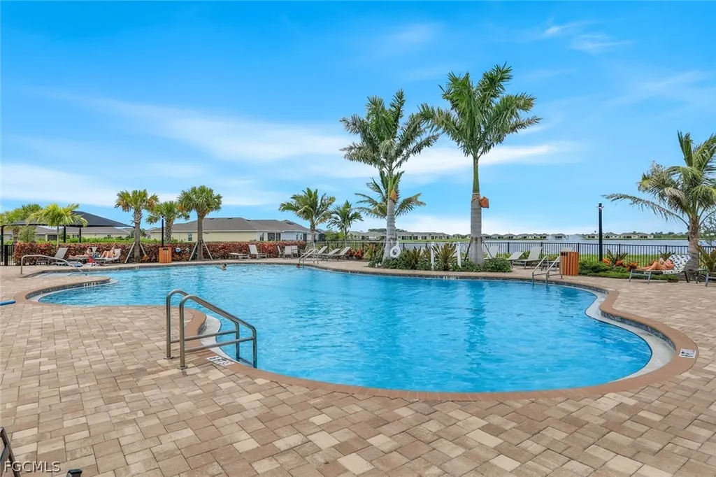 421 Coral Reef Place Cape Coral FL 33993