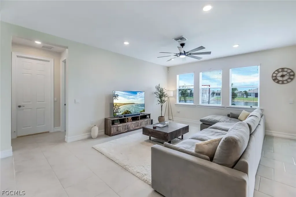 421 Coral Reef Place Cape Coral FL 33993