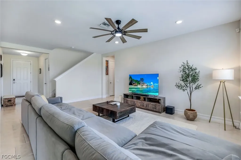 421 Coral Reef Place Cape Coral FL 33993