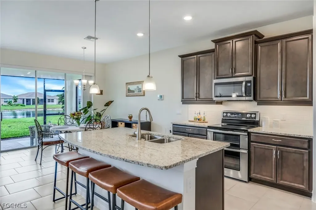 421 Coral Reef Place Cape Coral FL 33993