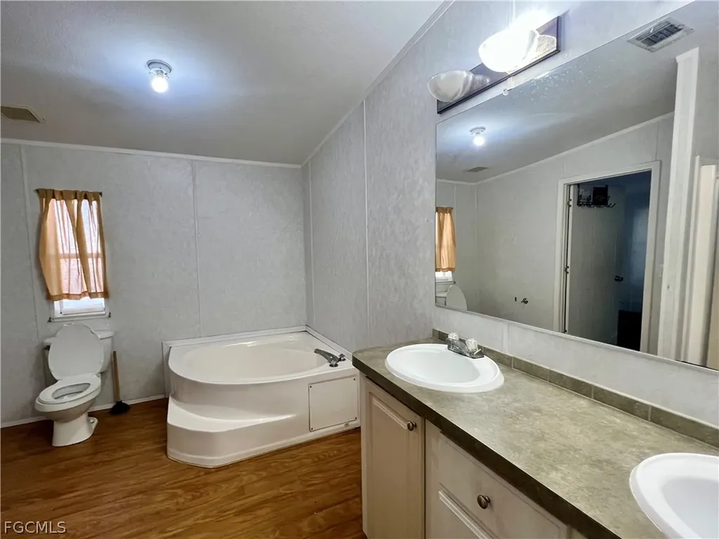 4096 Blue Cypress Court Labelle FL 33935