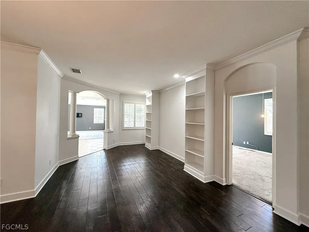 2822 Via Piazza Loop Fort Myers FL 33905