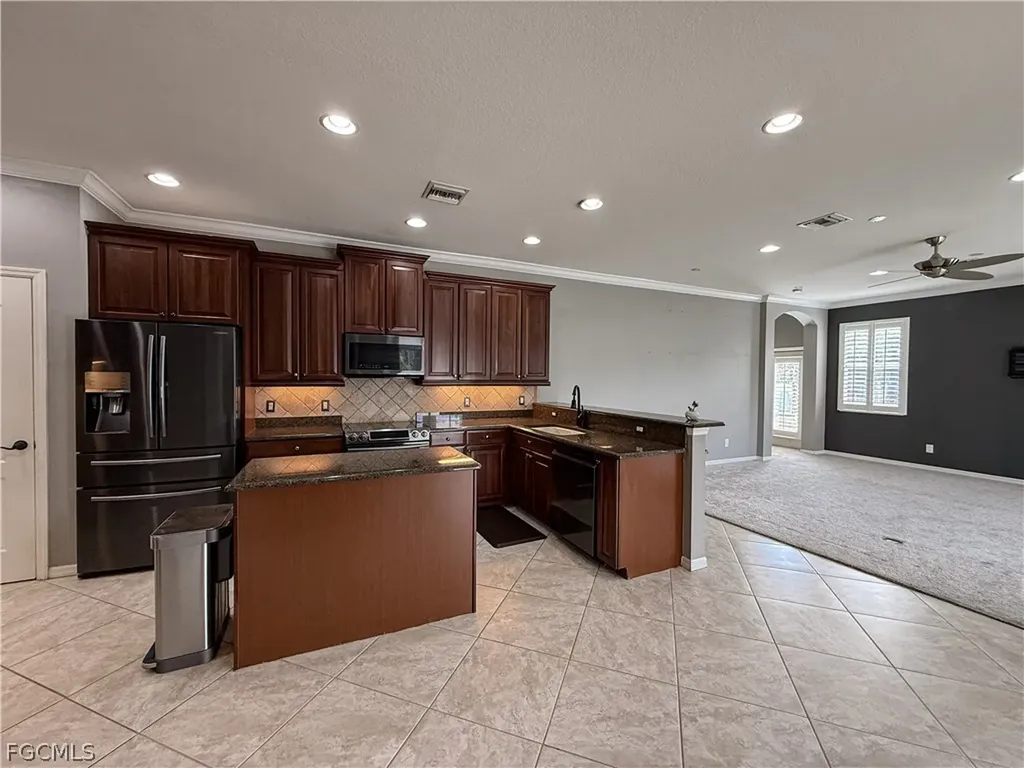 2822 Via Piazza Loop Fort Myers FL 33905
