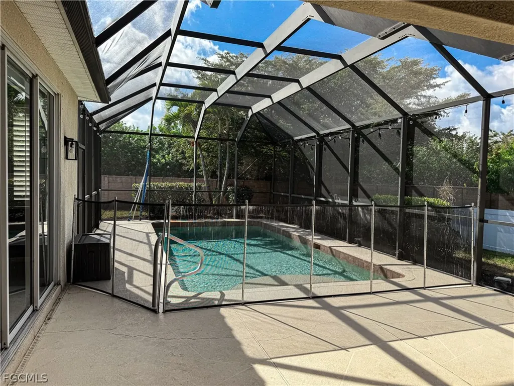 2822 Via Piazza Loop Fort Myers FL 33905