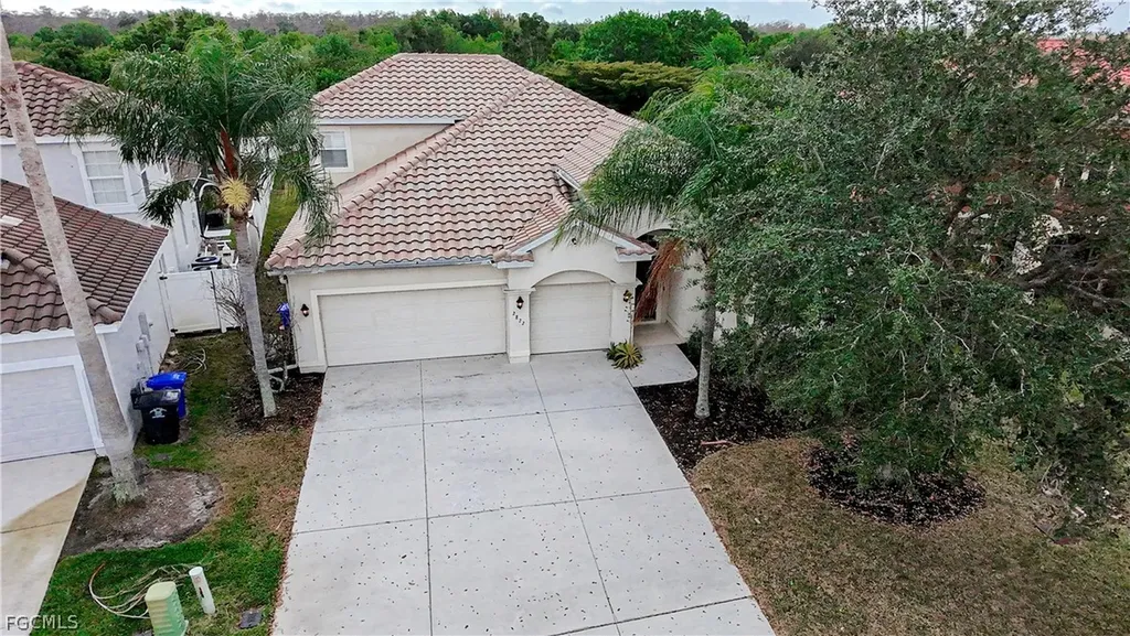 2822 Via Piazza Loop Fort Myers FL 33905