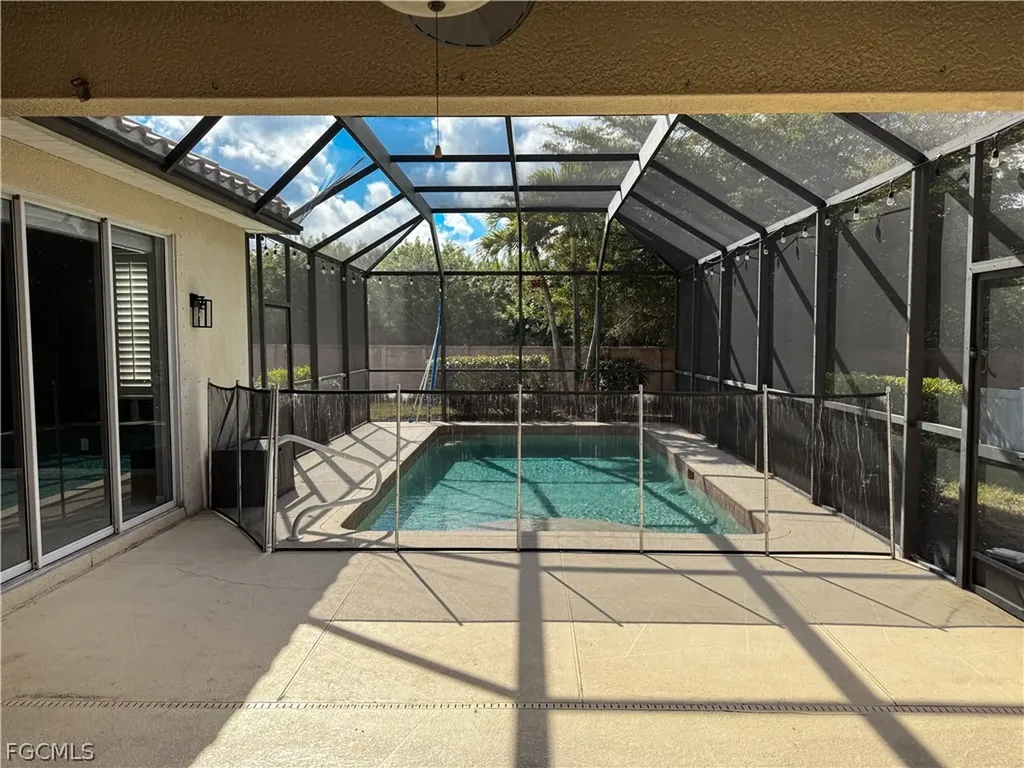 2822 Via Piazza Loop Fort Myers FL 33905
