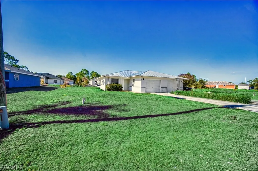 2238 Fairway Drive Lehigh Acres FL 33973
