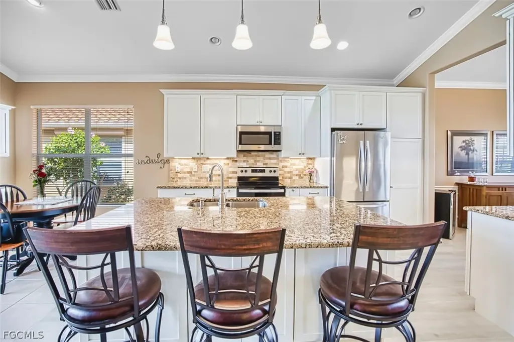 9331 Independence Way Fort Myers FL 33913