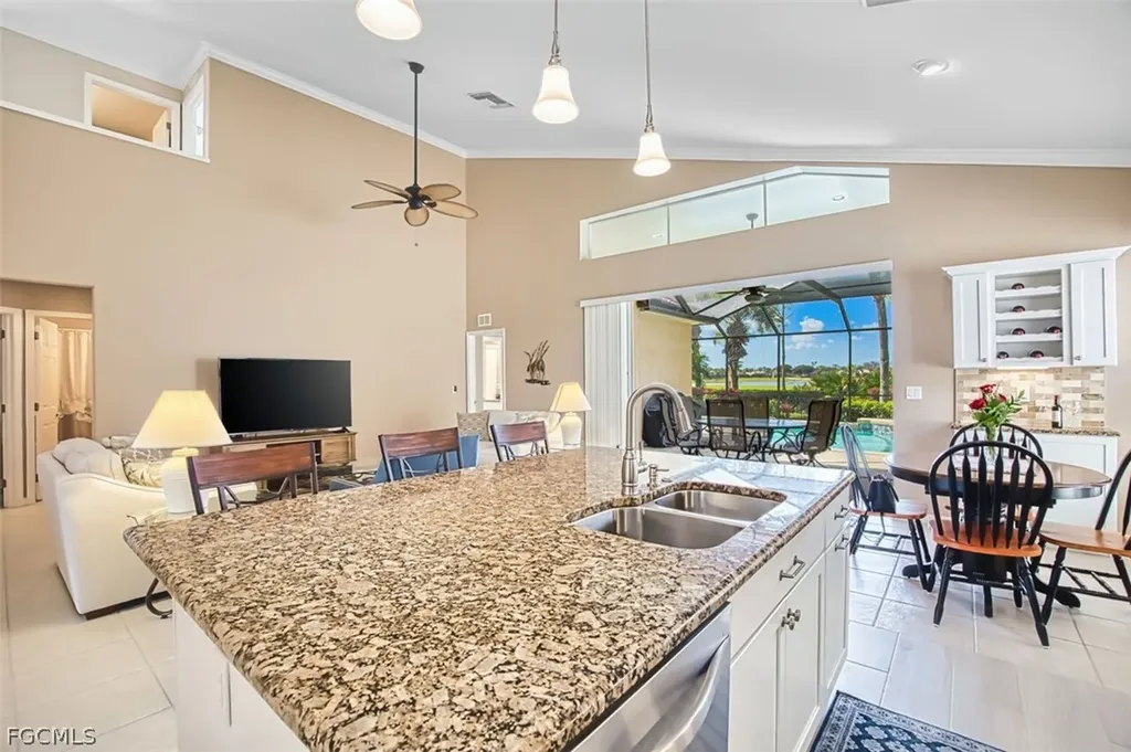 9331 Independence Way Fort Myers FL 33913