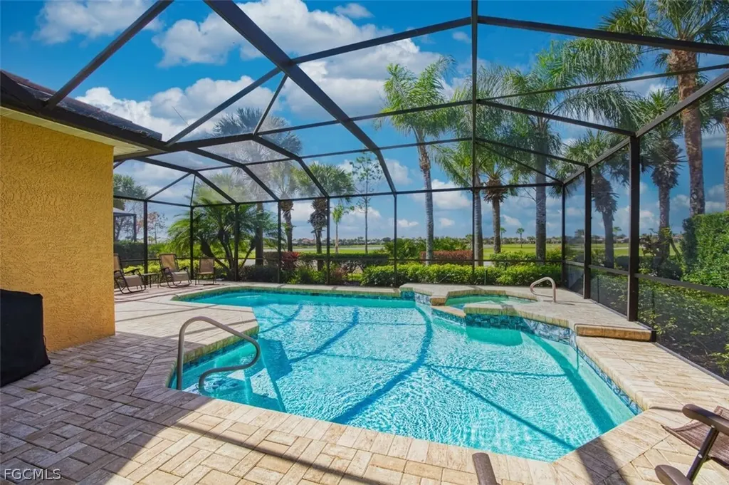 9331 Independence Way Fort Myers FL 33913
