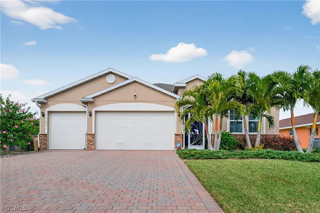 1807 SW 40th Terrace Cape Coral FL 33914