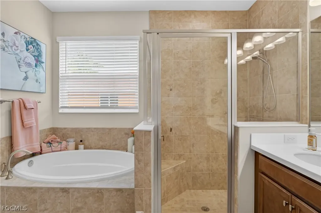 1807 SW 40th Terrace Cape Coral FL 33914