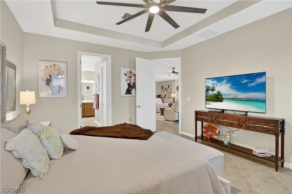 1807 SW 40th Terrace Cape Coral FL 33914