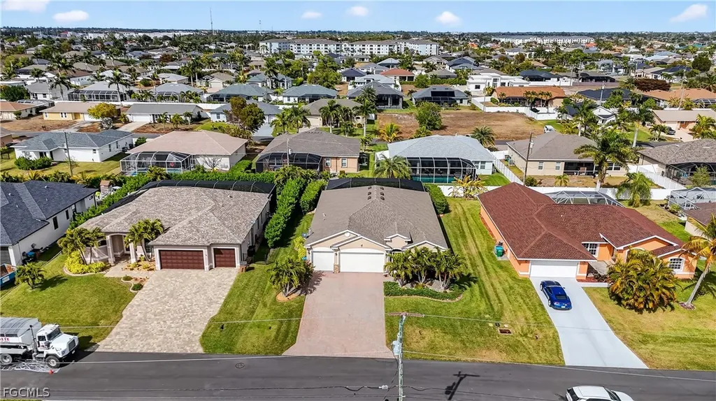 1807 SW 40th Terrace Cape Coral FL 33914