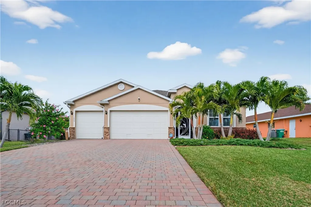 1807 SW 40th Terrace Cape Coral FL 33914