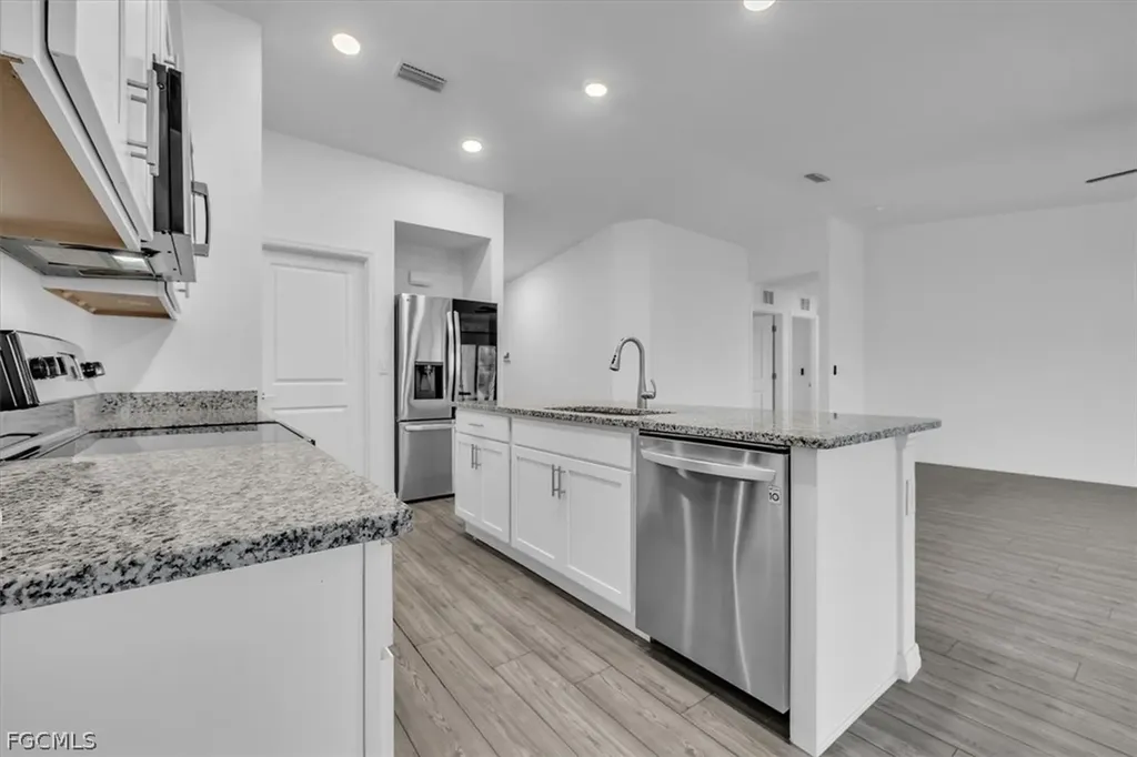 2816 NW 8th Place Cape Coral FL 33993