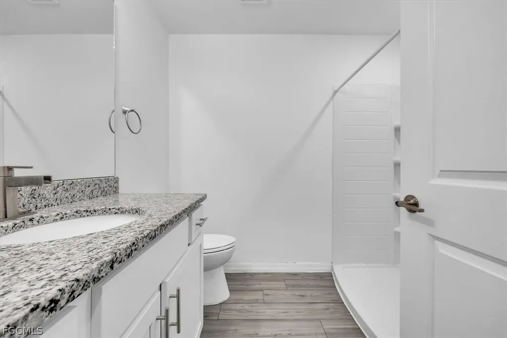2816 NW 8th Place Cape Coral FL 33993