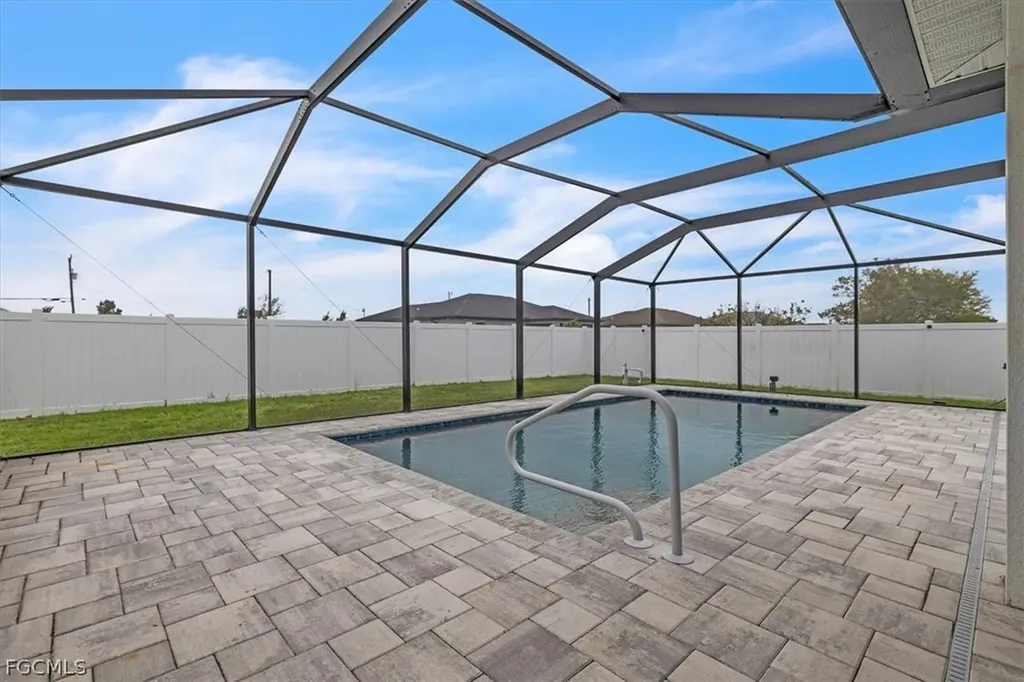 2816 NW 8th Place Cape Coral FL 33993